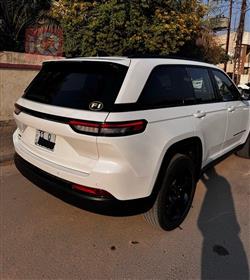 جيب جراند شيروكي